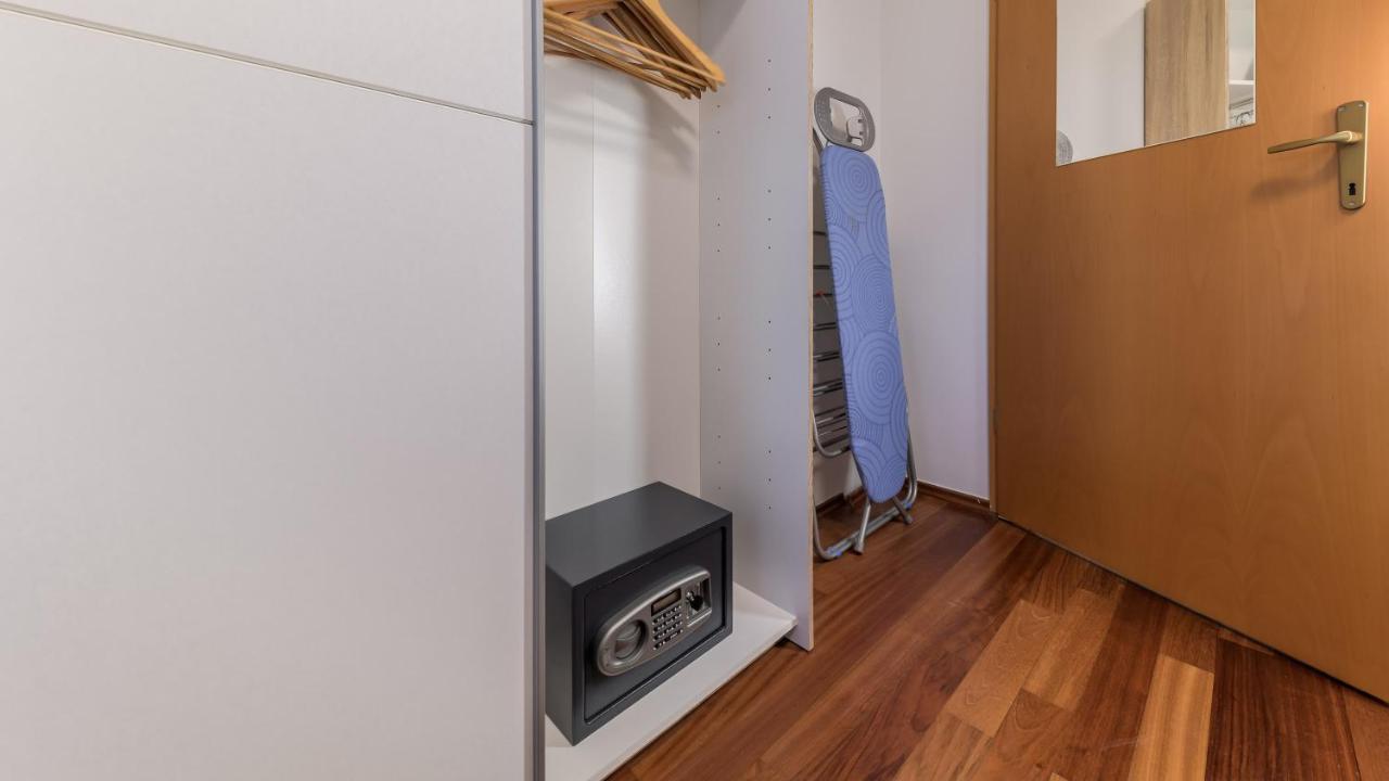 Four Seasons Apartment - Free Parking Загреб Екстериор снимка